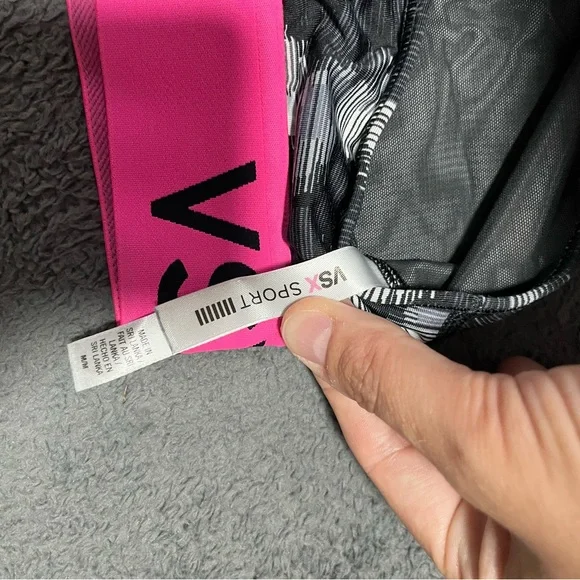 Victoria Secret sport - sports bras size M - very colorful and fun - Picture 7 of 10